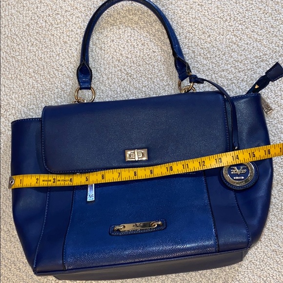 Versace 1969 Abbigliamento Sportivo NWTs - Picture 9 of 11